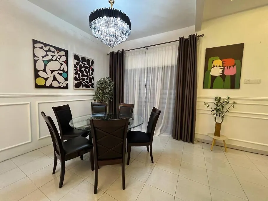 Rumah Cemara By Impian Homestay Sepang Holiday home