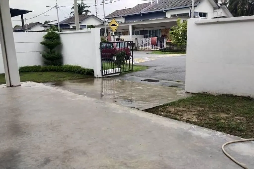 Rumah Cemara By Impian Homestay Sepang Holiday home