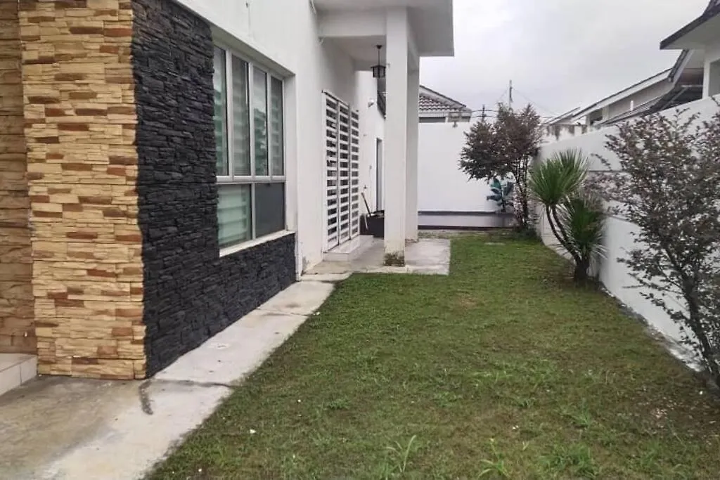 Holiday home Rumah Cemara By Impian Homestay Sepang Malaysia